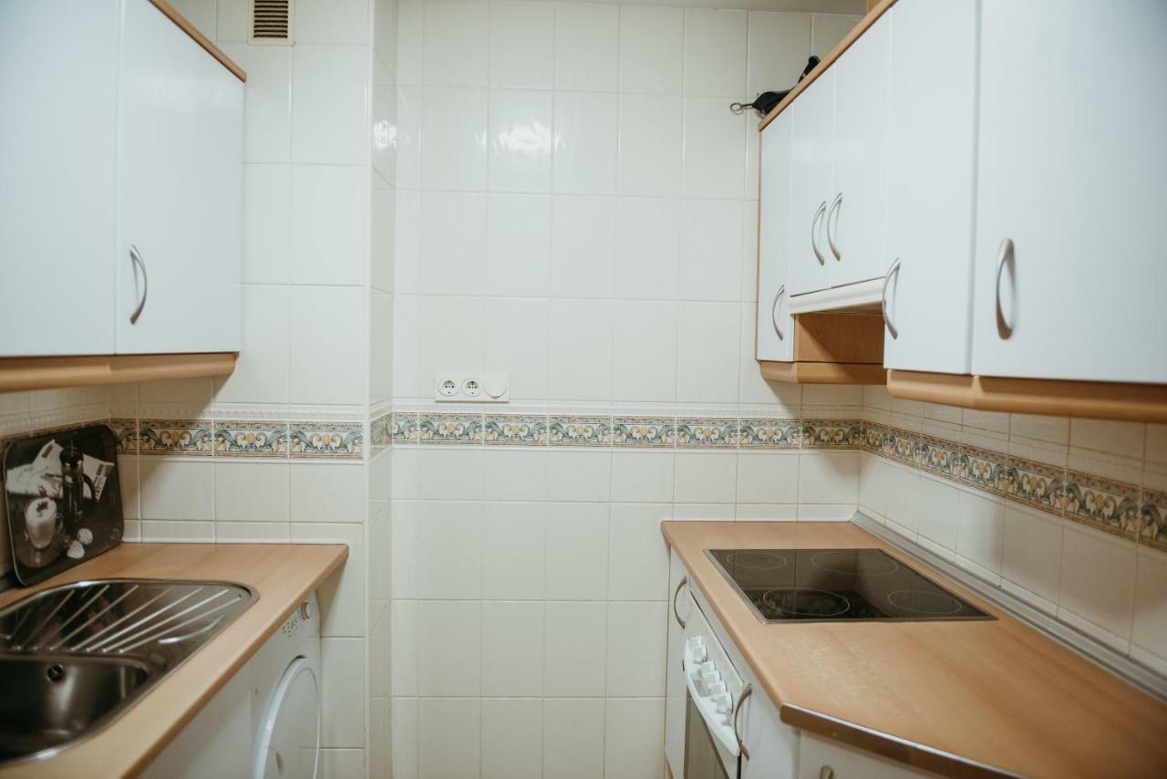 Apartamento Cala De Nerja-Lovely Екстер'єр фото