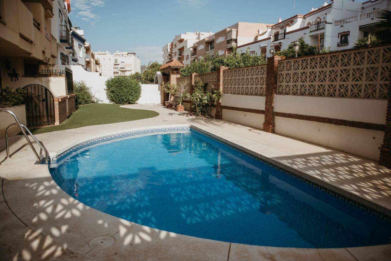Apartamento Cala De Nerja-Lovely Екстер'єр фото