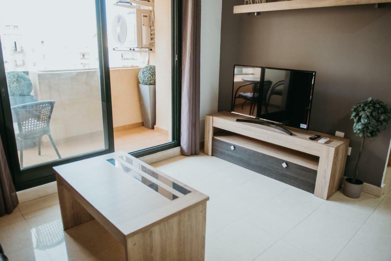 Apartamento Cala De Nerja-Lovely Екстер'єр фото